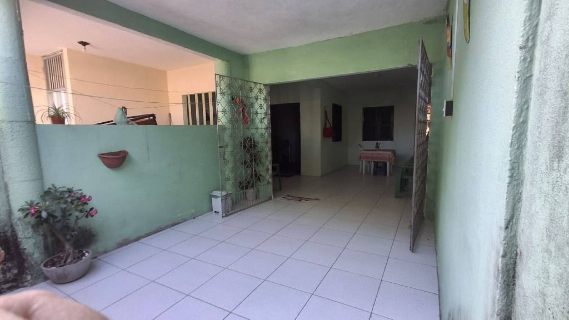 Casa Duplex com 6 quartos à venda, 221 m² por R$ 750.000 - Messejana - Fortaleza/CE