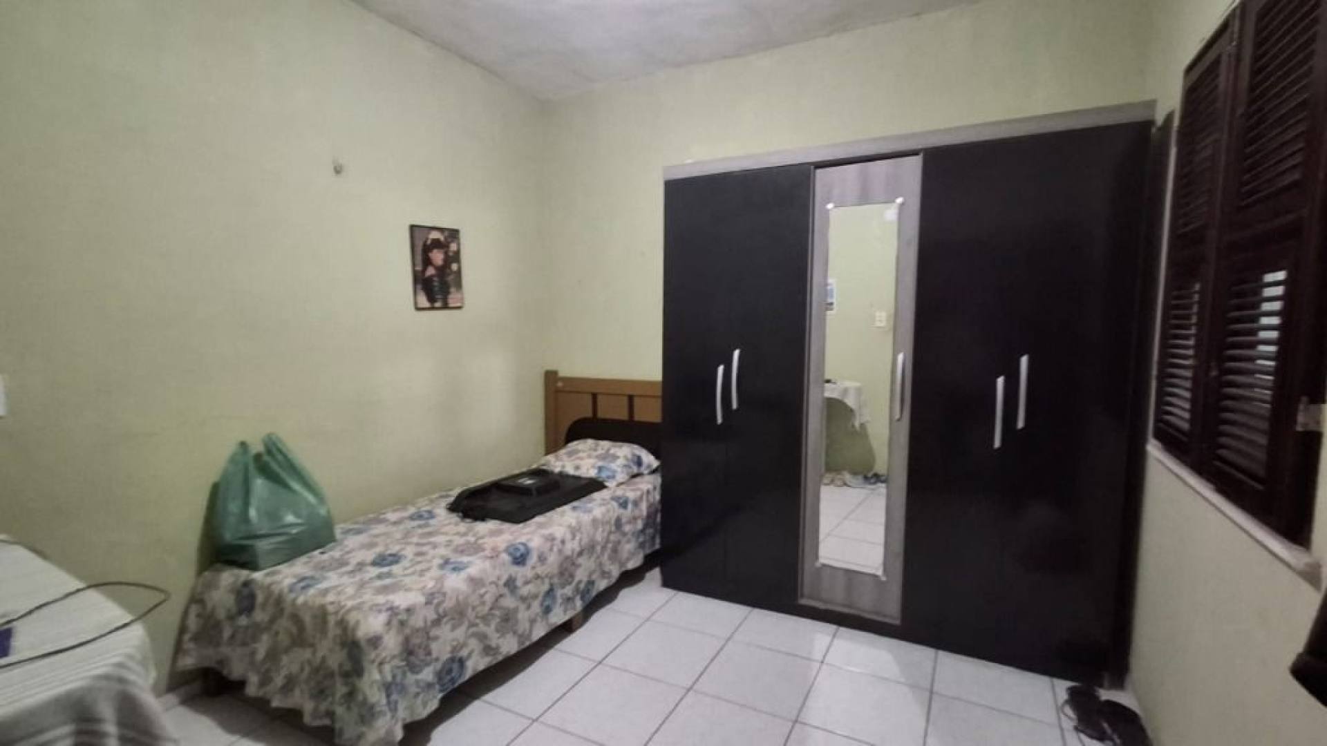 Casa Duplex com 6 quartos à venda, 221 m² por R$ 750.000 - Messejana - Fortaleza/CE