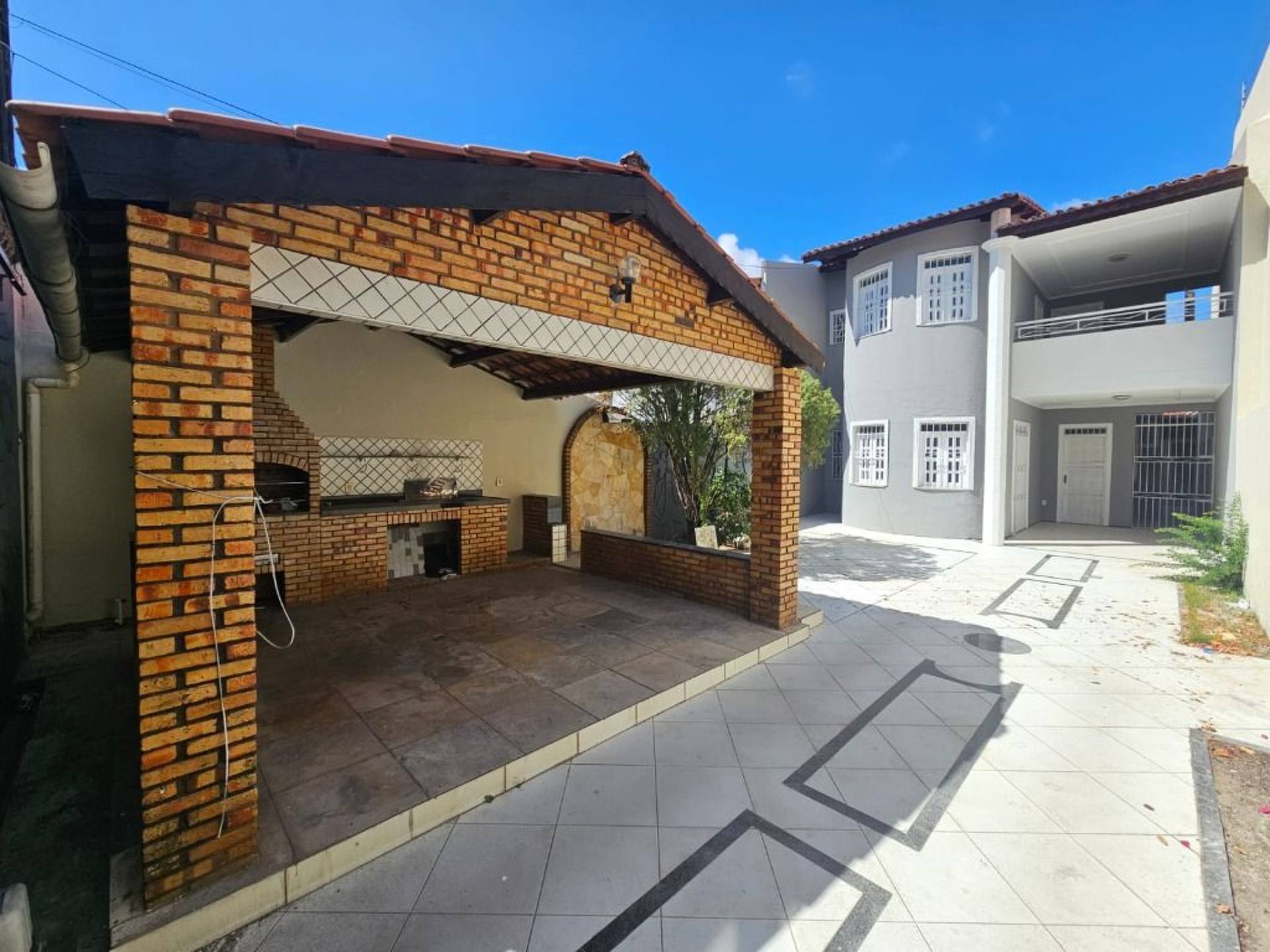 Casa Duplex com 4 quartos à venda, 142 m² por R$ 720.000 - Cambeba - Fortaleza/CE