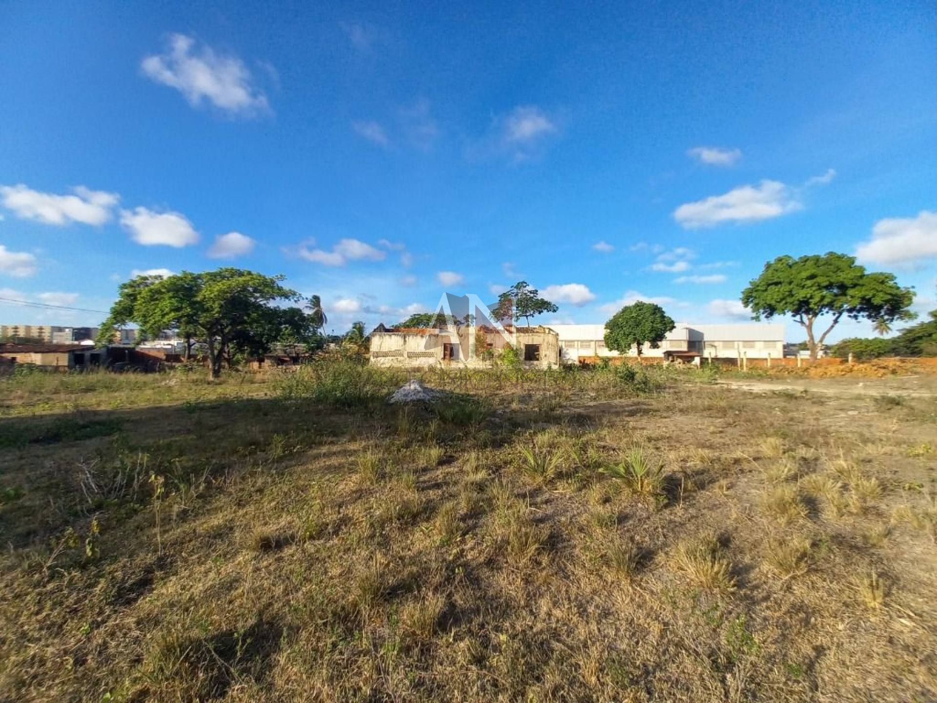 Terreno à venda, 15195 m² por R$ 3.950.000,00 - Ancuri - Fortaleza/CE