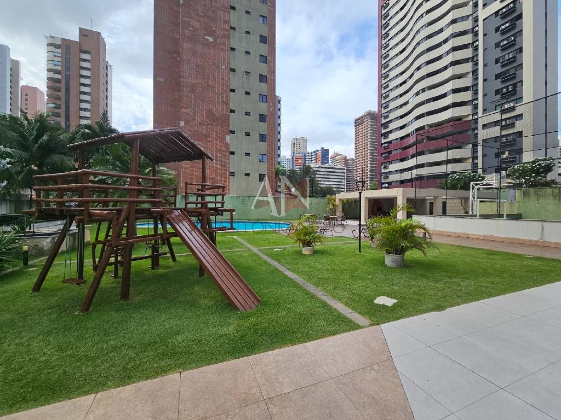 Forest Park - Apartamento com 4 suítes à venda, 305 m² por R$ 2.000.000 - Meireles - Fortaleza/CE