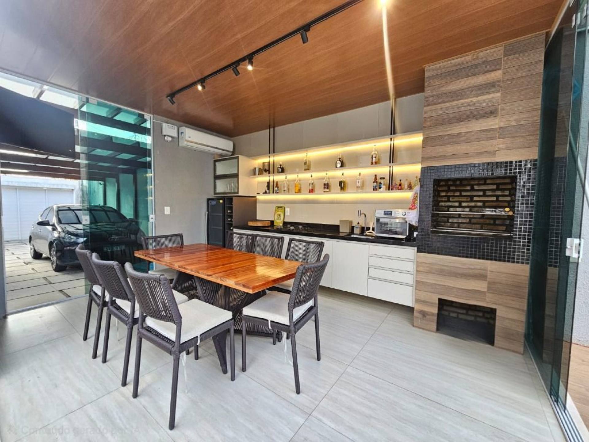 Casa com 4 quartos à venda, 195 m² por R$ 800.000 - Edson Queiroz - Fortaleza/Ceará