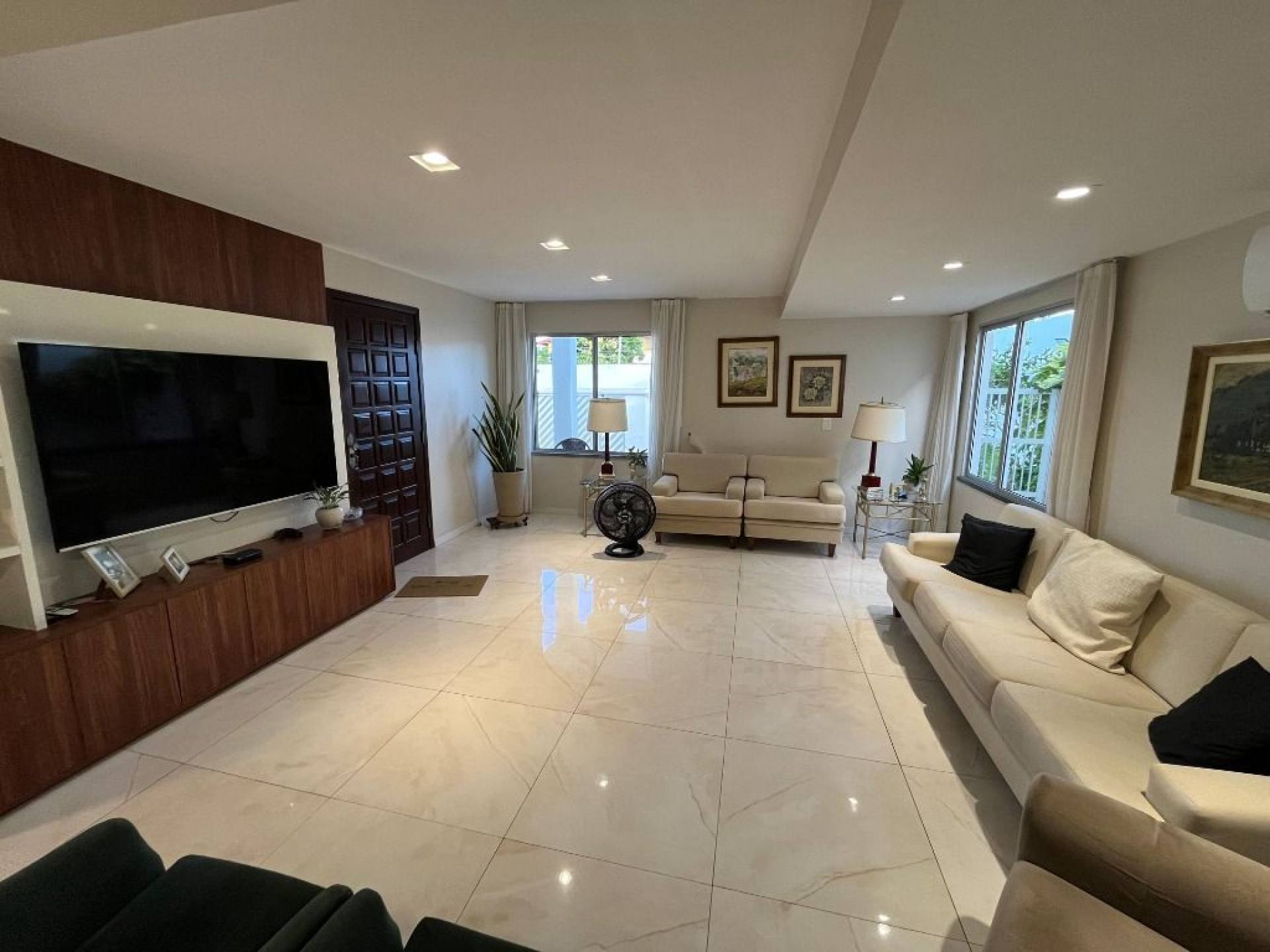Casa com 4 dormitórios à venda, 200 m² por R$ 1.000.000,00 - Sapiranga - Fortaleza/CE