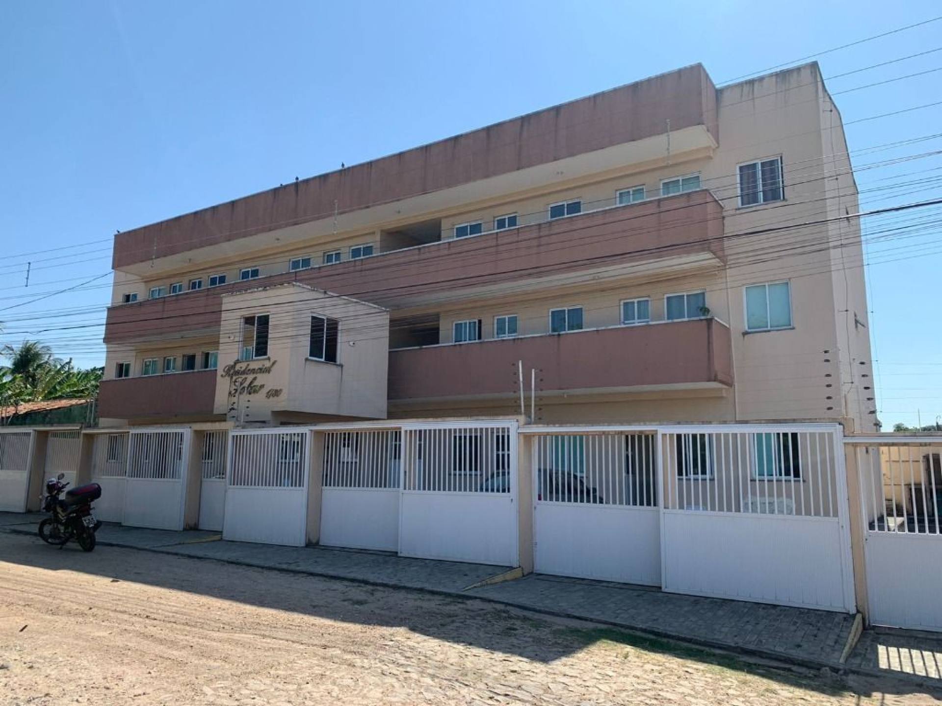 Apartamento com 2 dormitórios para alugar, 50 m² por R$ 803/mês - Messejana - Fortaleza/Ceará