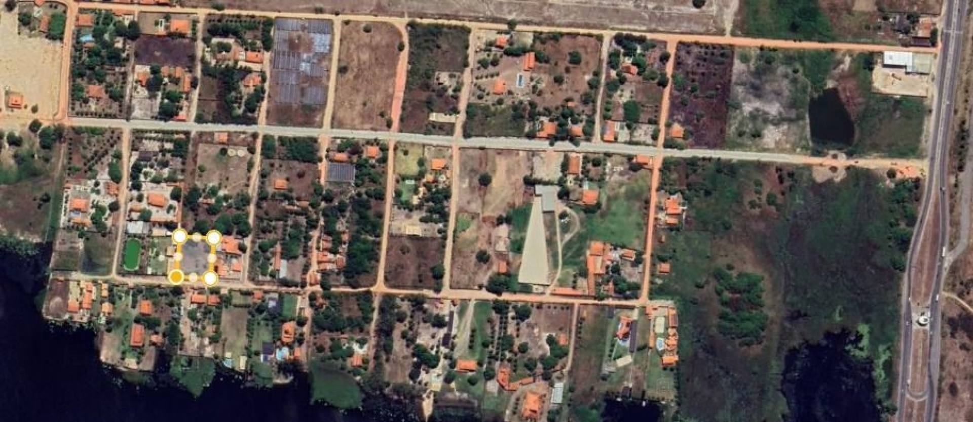 Terreno à venda, 2548 m² por R$ 450.000,00 - Catú - Aquiraz/CE