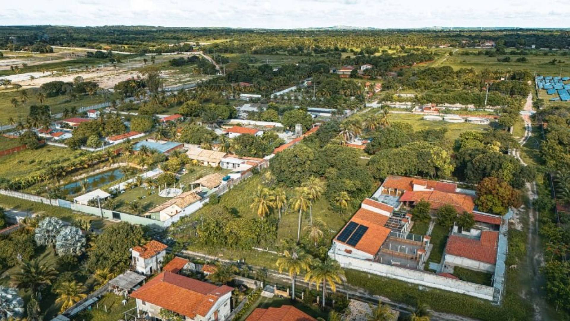 Terreno à venda, 2548 m² por R$ 450.000,00 - Catú - Aquiraz/CE