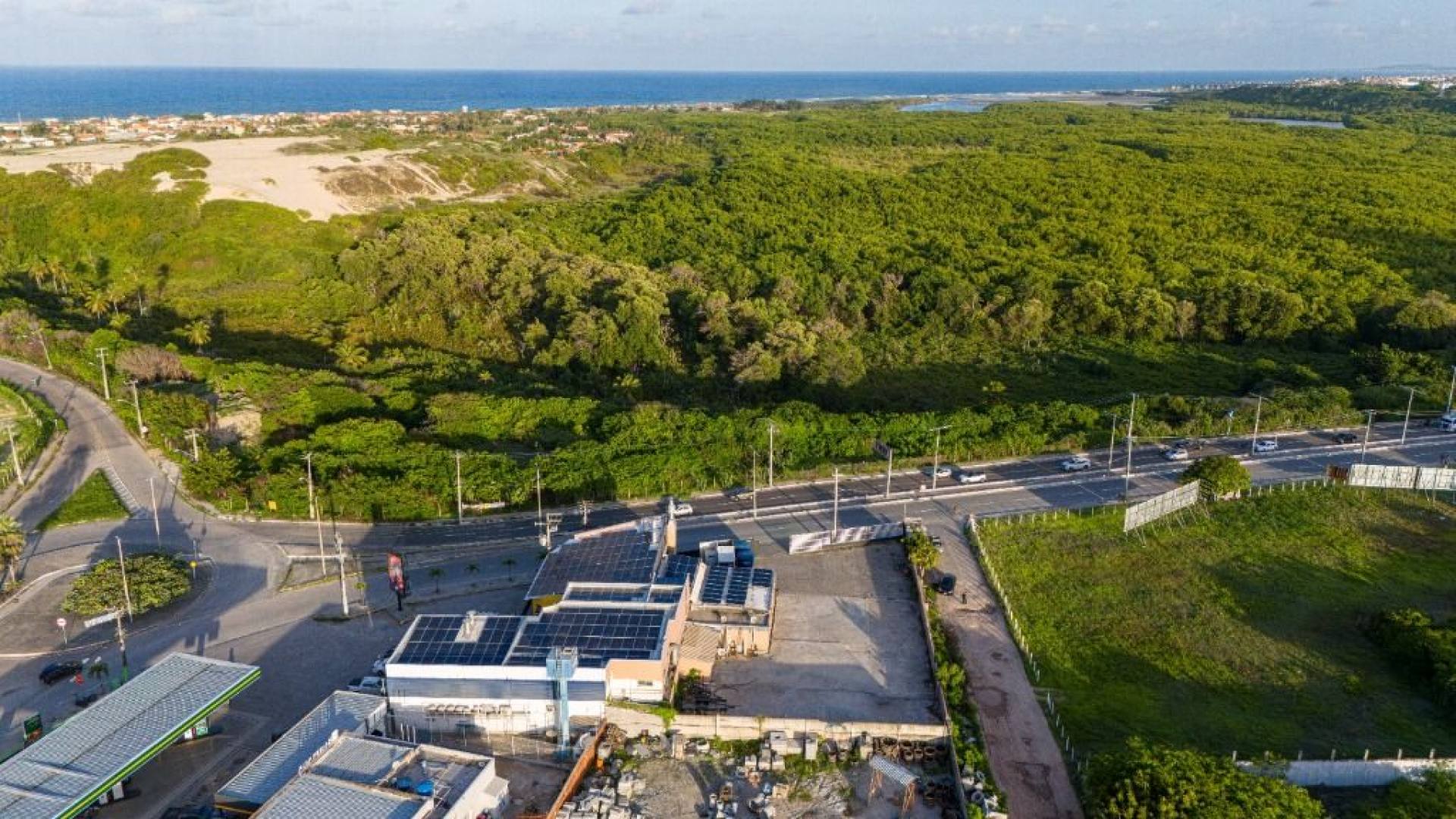 Terreno à venda, 1247 m² por R$ 1.870.000,00 - Precabura - Eusébio/CE