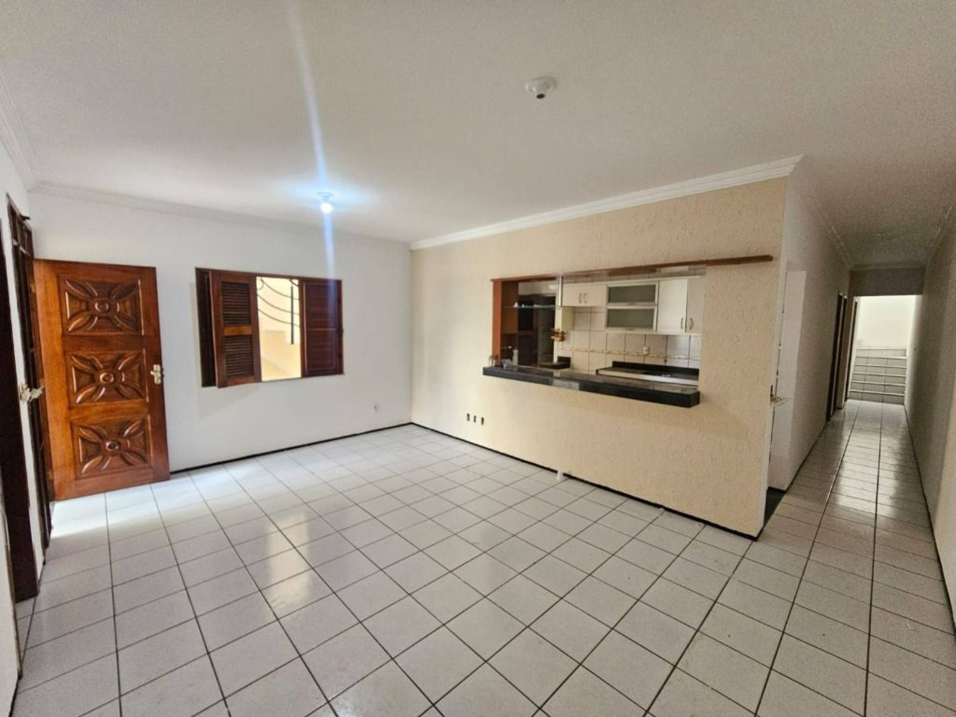 Casa com 5 Quartos à venda, 208 m² por R$ 570.000 - Jardim das Oliveiras - Fortaleza/CE