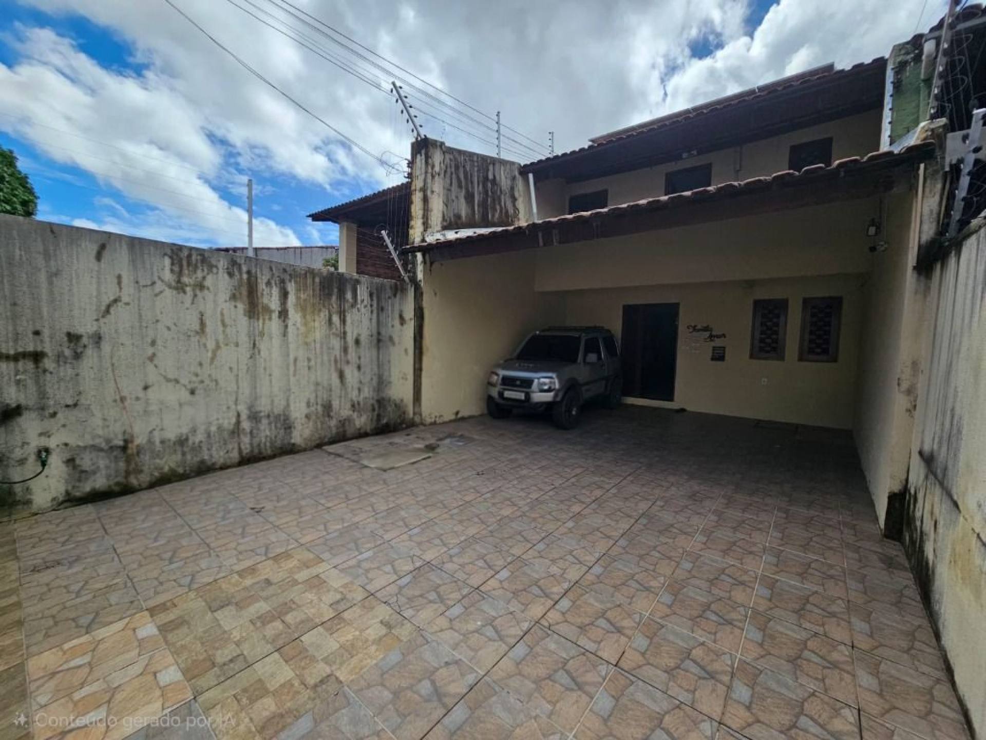 Casa com 3 dormitórios à venda, 180 m² por R$ 620.000,00 - Cidade dos Funcionários - Fortaleza/CE