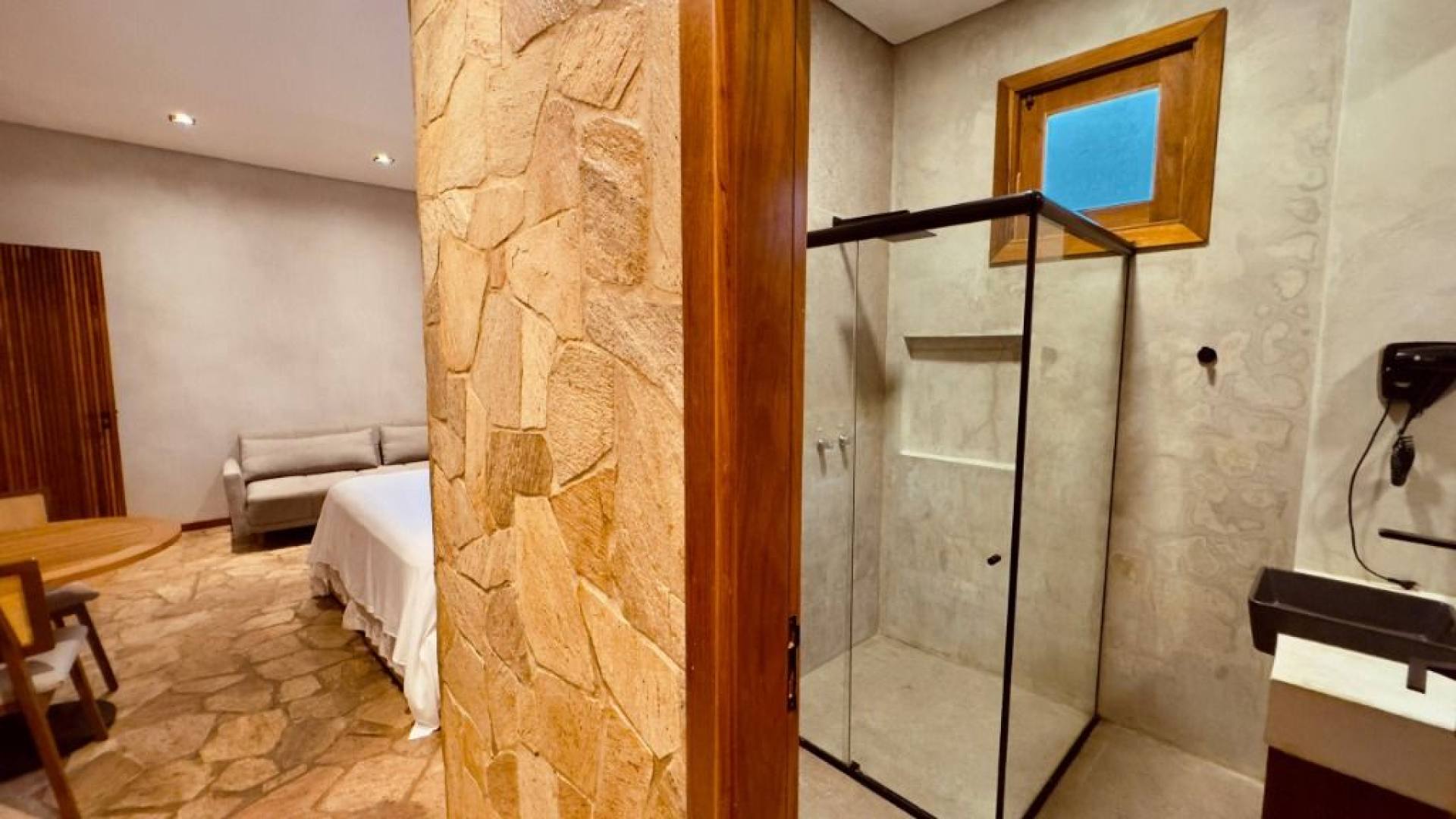 Prédio de alto padrão com 4 dormitórios à venda, 392 m² por R$ 2.150.000 -  Icaraí, Amontada/CE