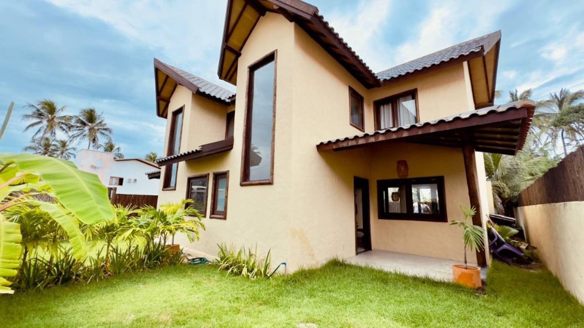 Casa com 2 dormitórios à venda, 100 m² por R$ 750.000 - Icaraí de Amontada/CE