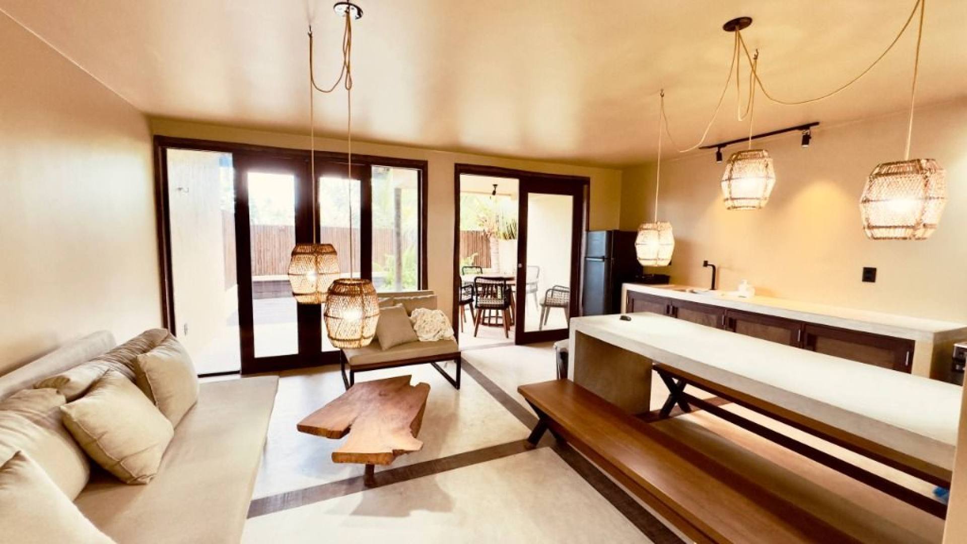 Casa com 2 dormitórios à venda, 100 m² por R$ 750.000 - Icaraí de Amontada/CE
