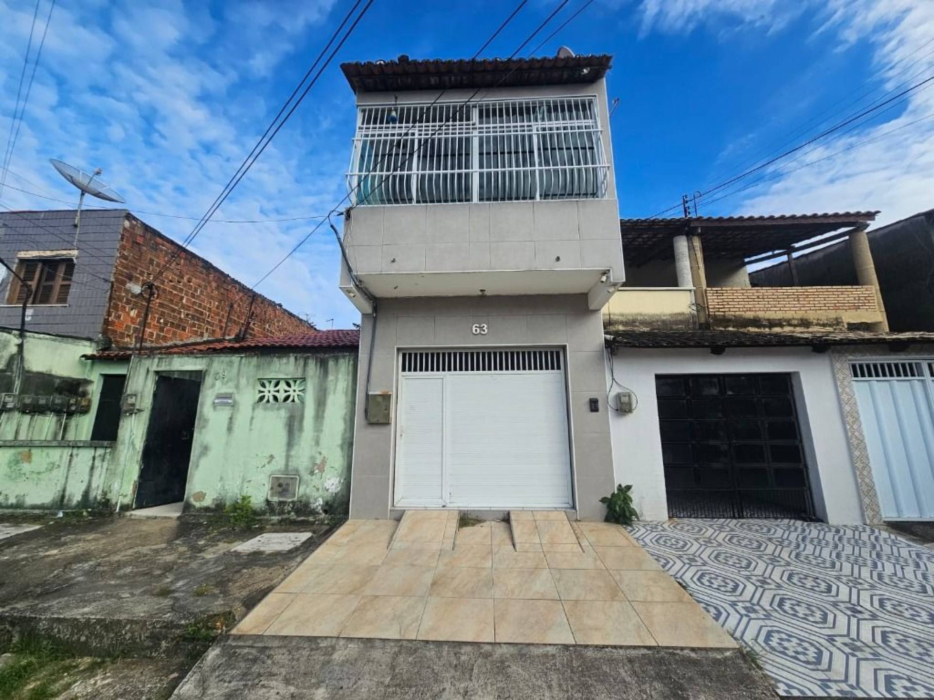 Casa com 2 dormitórios para alugar, 240 m² por R$ 3.085,45/mês - Antônio Bezerra - Fortaleza/CE