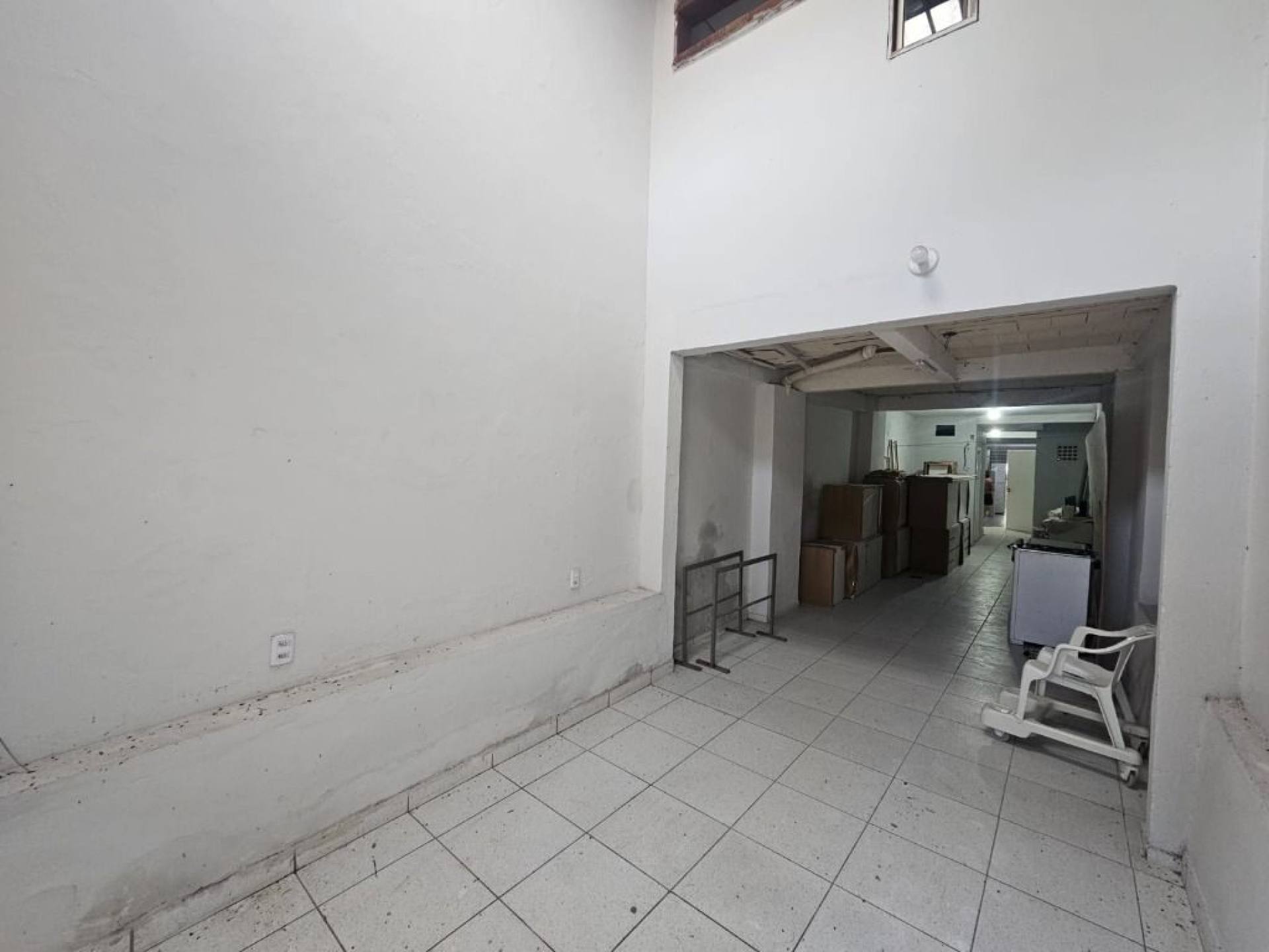 Casa com 2 dormitórios para alugar, 240 m² por R$ 3.085,45/mês - Antônio Bezerra - Fortaleza/CE