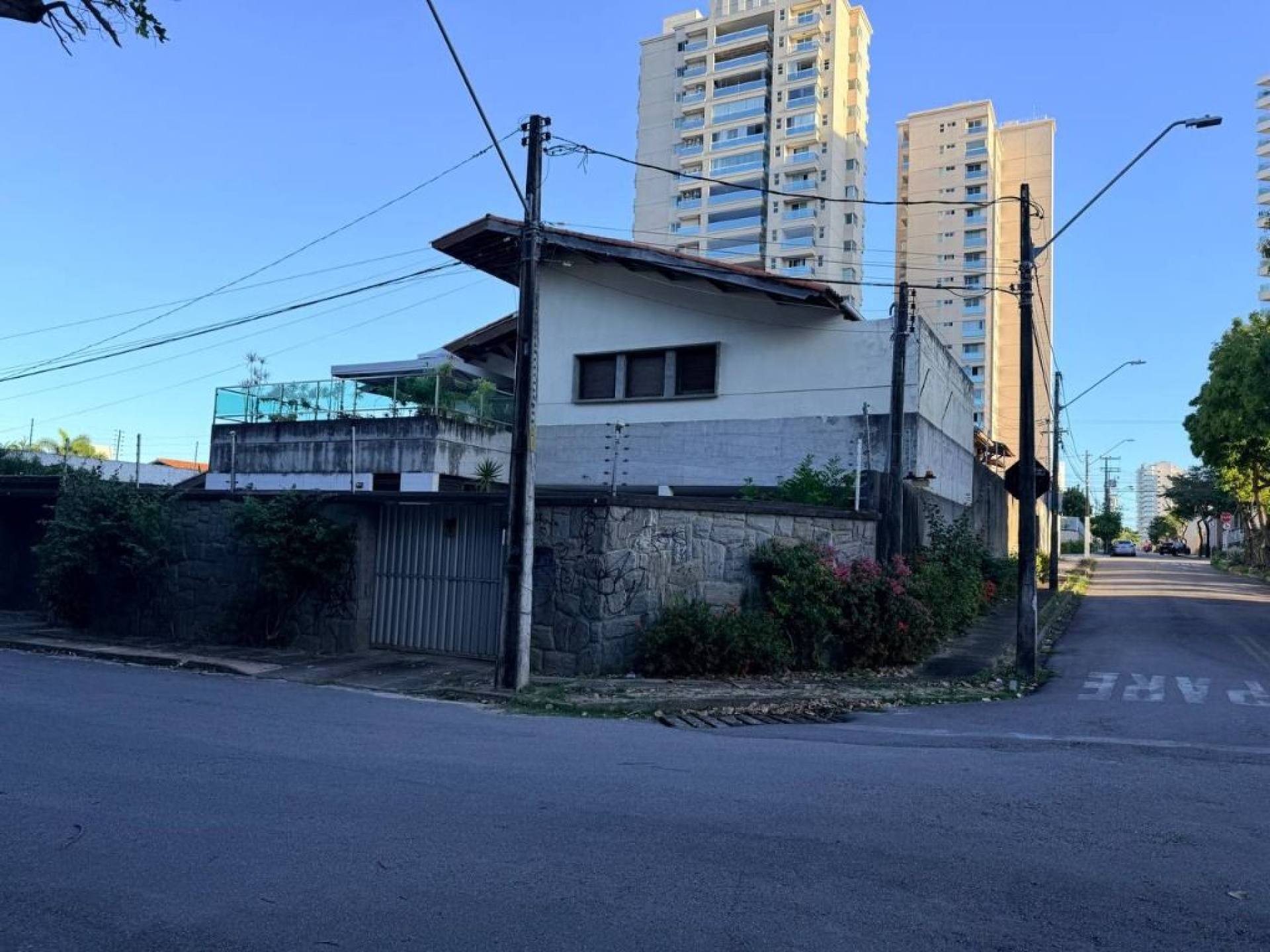 Casa à venda, 1100 m² por R$ 3.500.000,00 - Patriolino Ribeiro - Fortaleza/CE