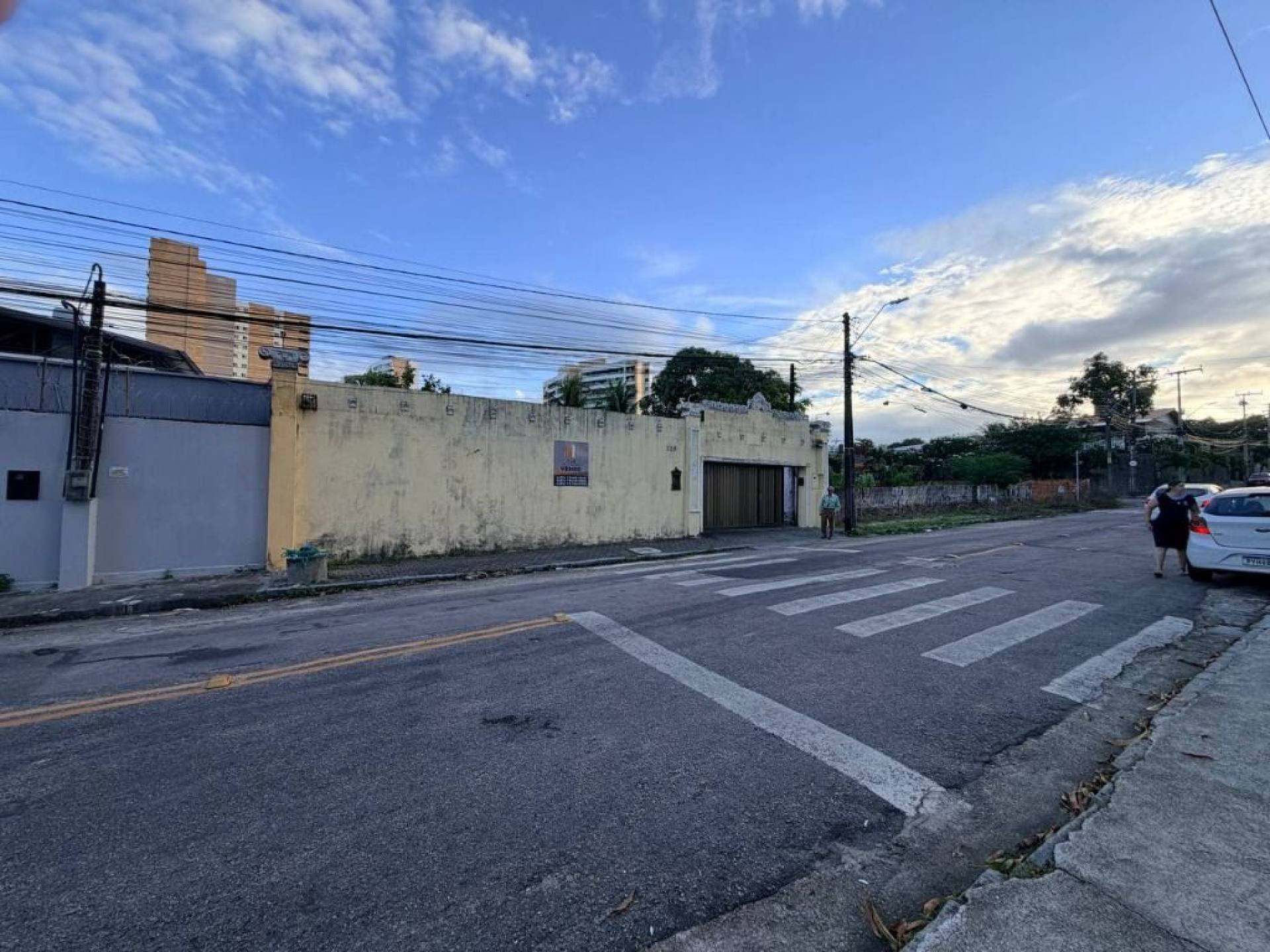 Casa à venda, 400 m² terreno medindo 17 x 50 - Engenheiro Luciano Cavalcante - Fortaleza/CE