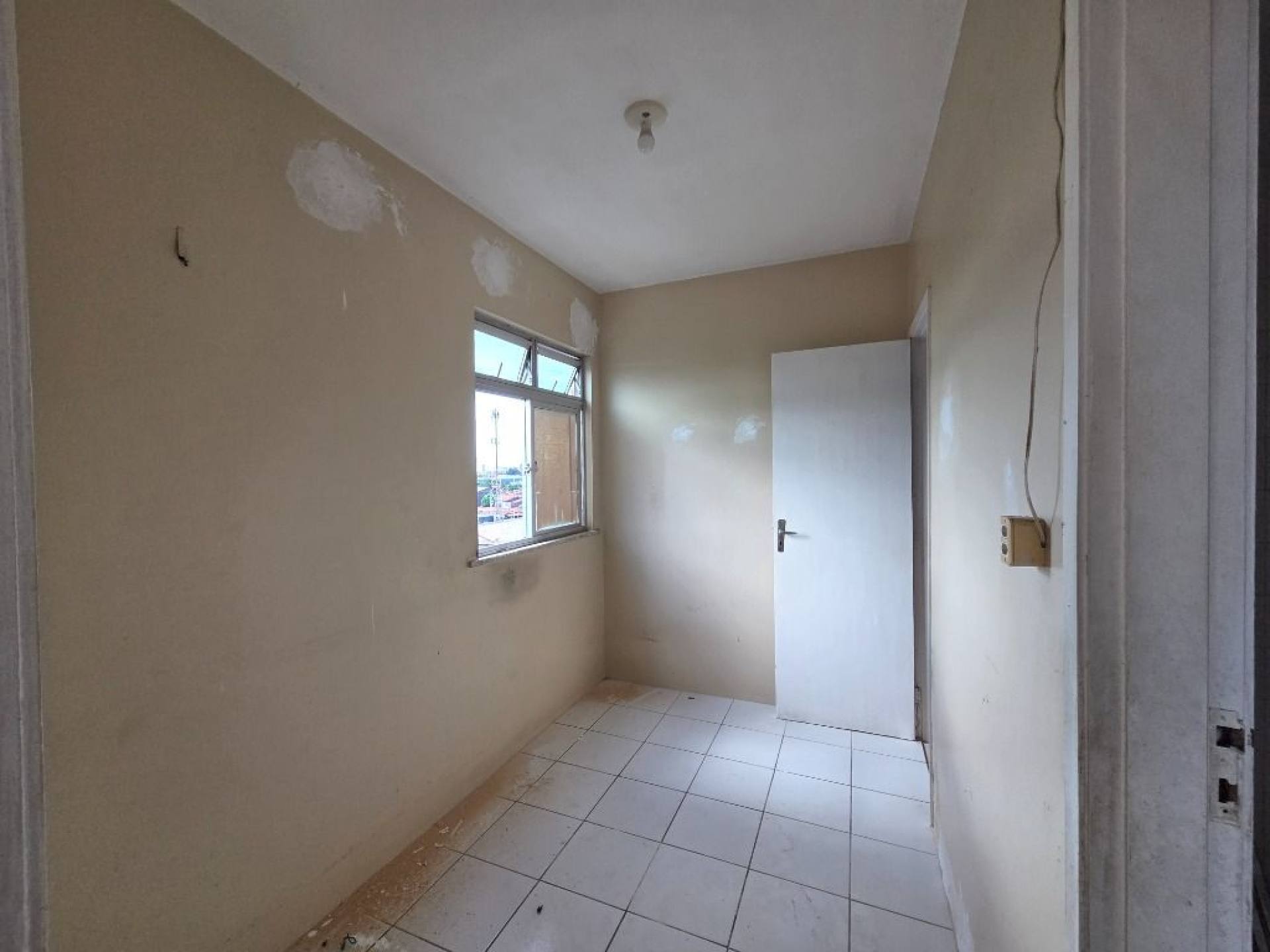 Condomínio Ana Melo - Apartamento com 2 quartos, 75 m² - venda por R$ 220.000 ou aluguel por R$ 1.979/mês - Damas - Fortaleza/CE
