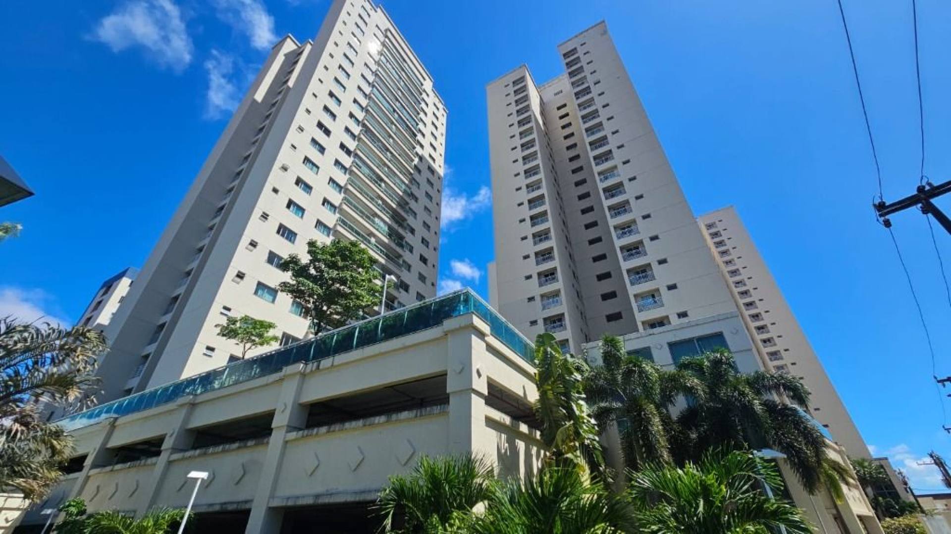 Apartamento com 3 dormitórios à venda, 90 m² por R$ 970.000,00 - Fátima - Fortaleza/CE