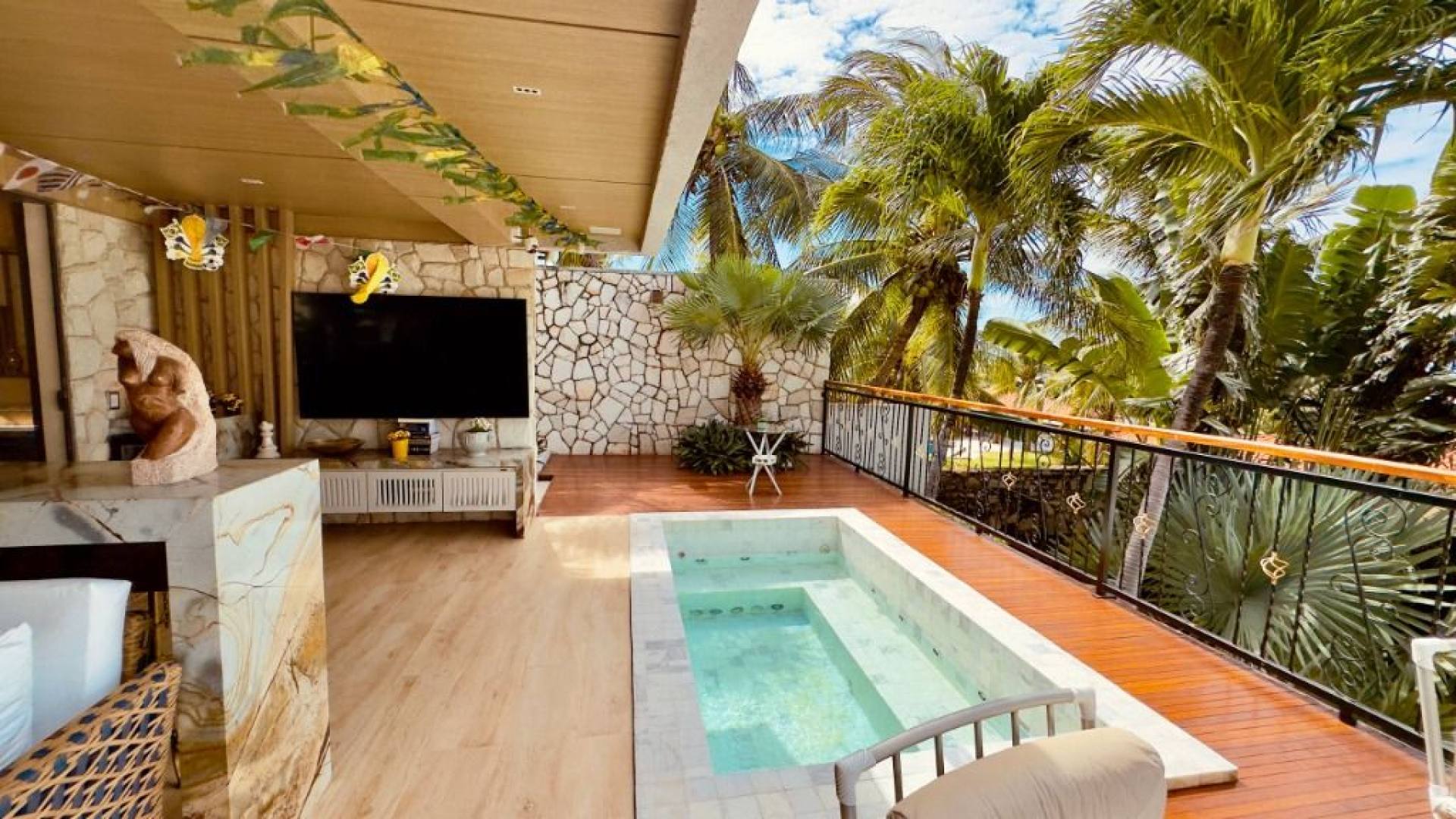 A Casa mais exclusiva no bairro Lourdes está à sua espera, são 650 m² por R$ 7.000.000 - Luxo, exclusividade e elegância em cada detalhe!