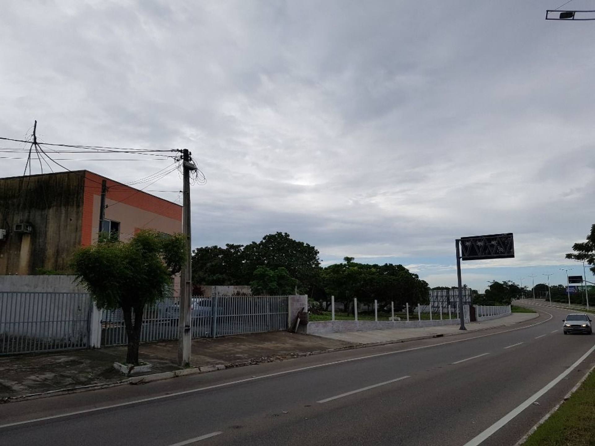 Terreno, CE040 KM22 PRÓXIMO ALPHAVILLE MEDINDO 3237 m² - venda por R$ 7.000.000 ou aluguel por R$ 15.000/mês - Centro - Eusébio/Ceará