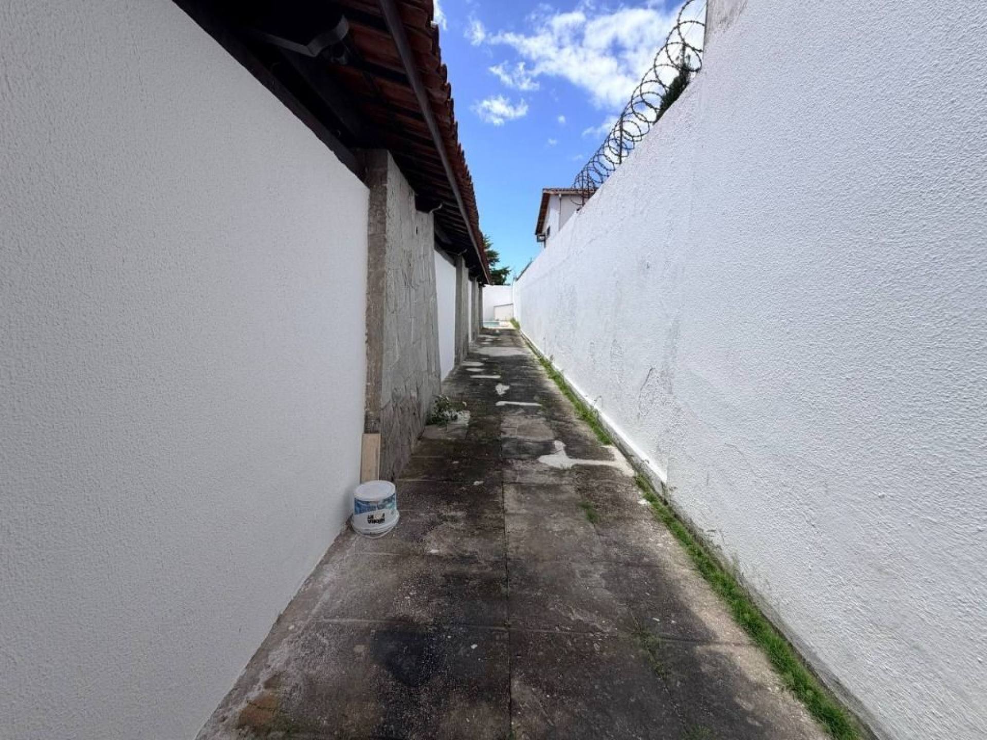 Casa para alugar, 580 m² por R$ 8.000,00/mês - Parque Manibura - Fortaleza/CE
