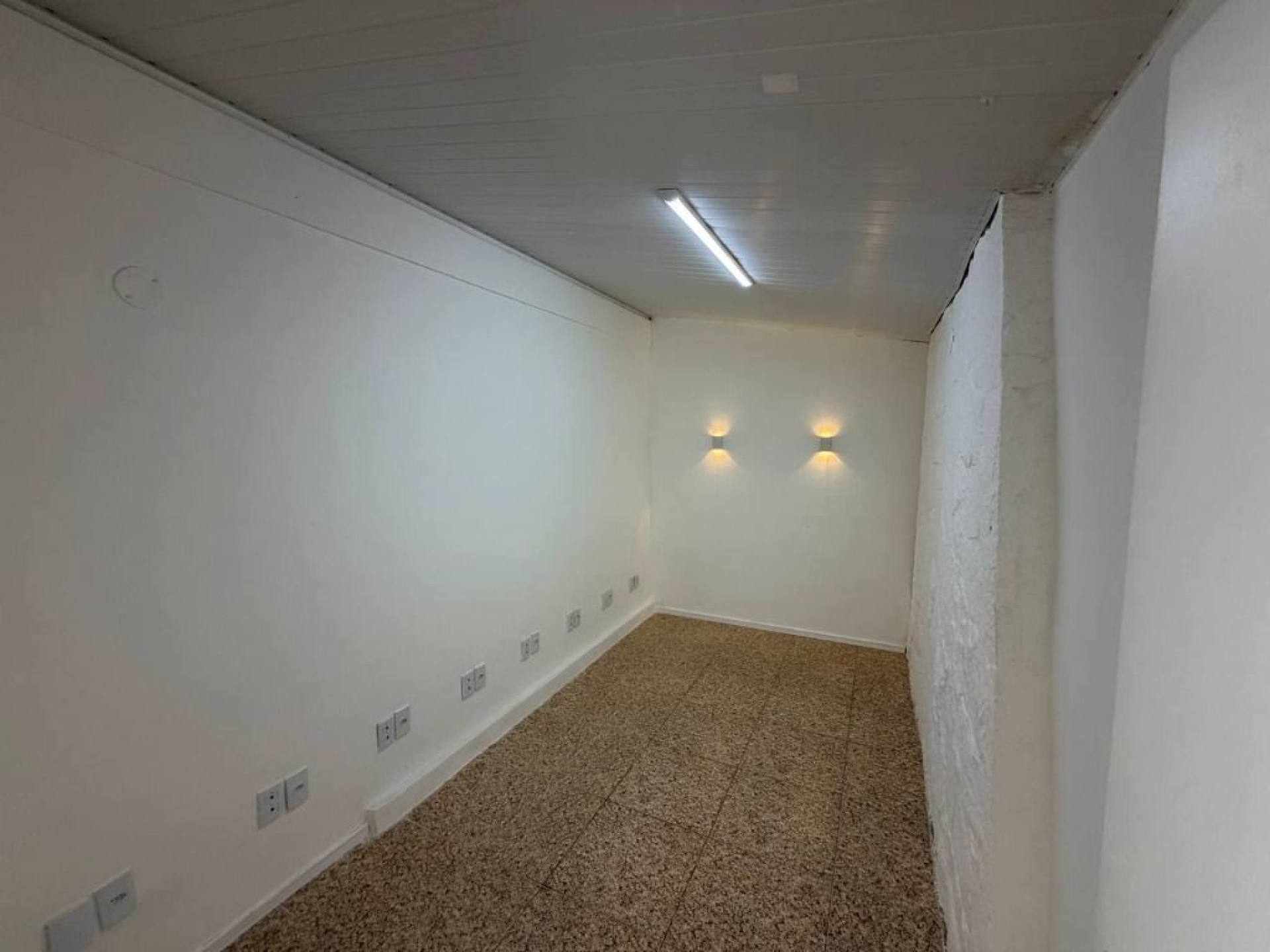 Casa para alugar, 580 m² por R$ 8.000,00/mês - Parque Manibura - Fortaleza/CE