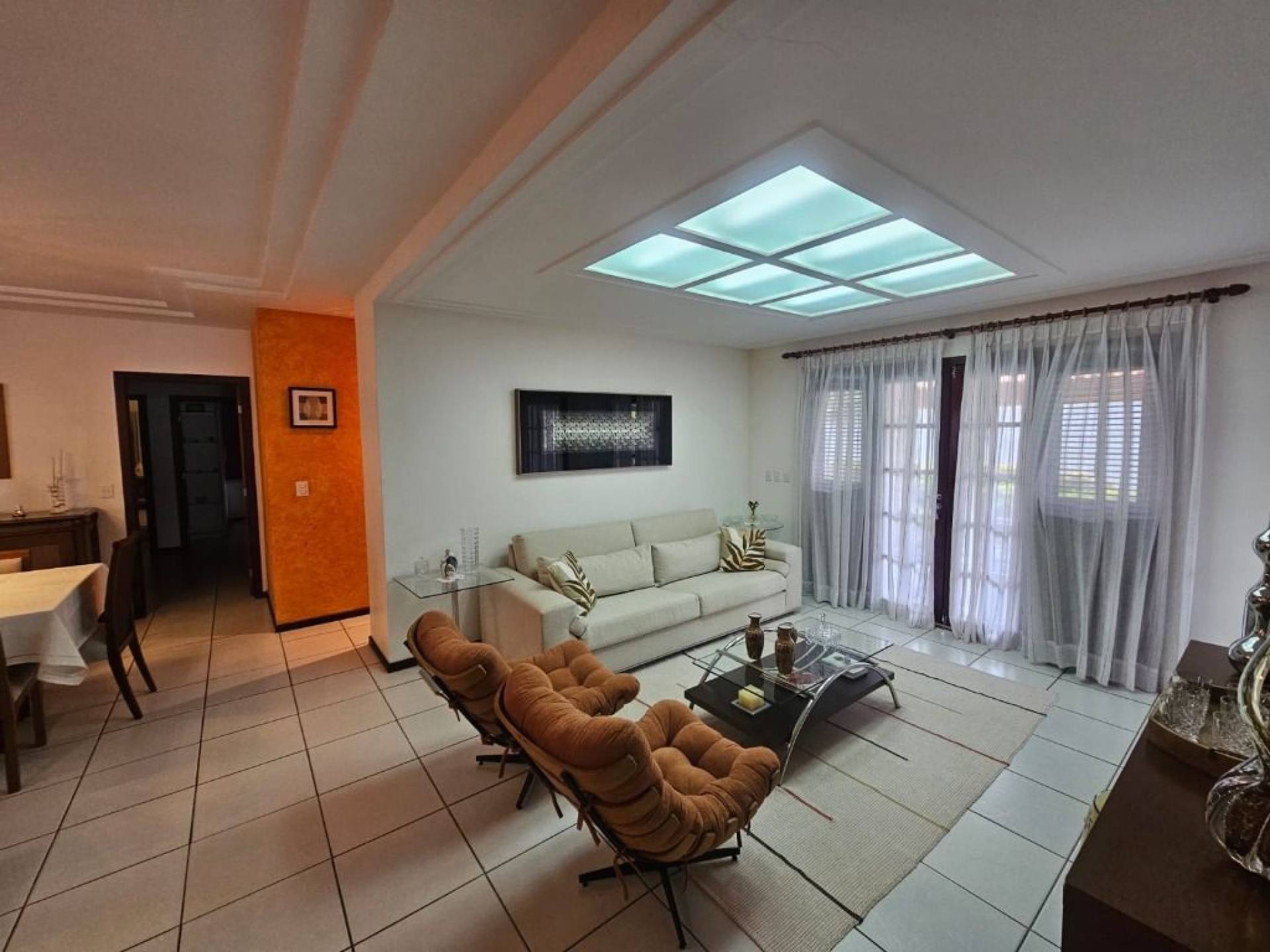 Casa com 3 quartos à venda, 188 m² por R$ 1.200.000 - Lagoa Redonda - Fortaleza/CE
