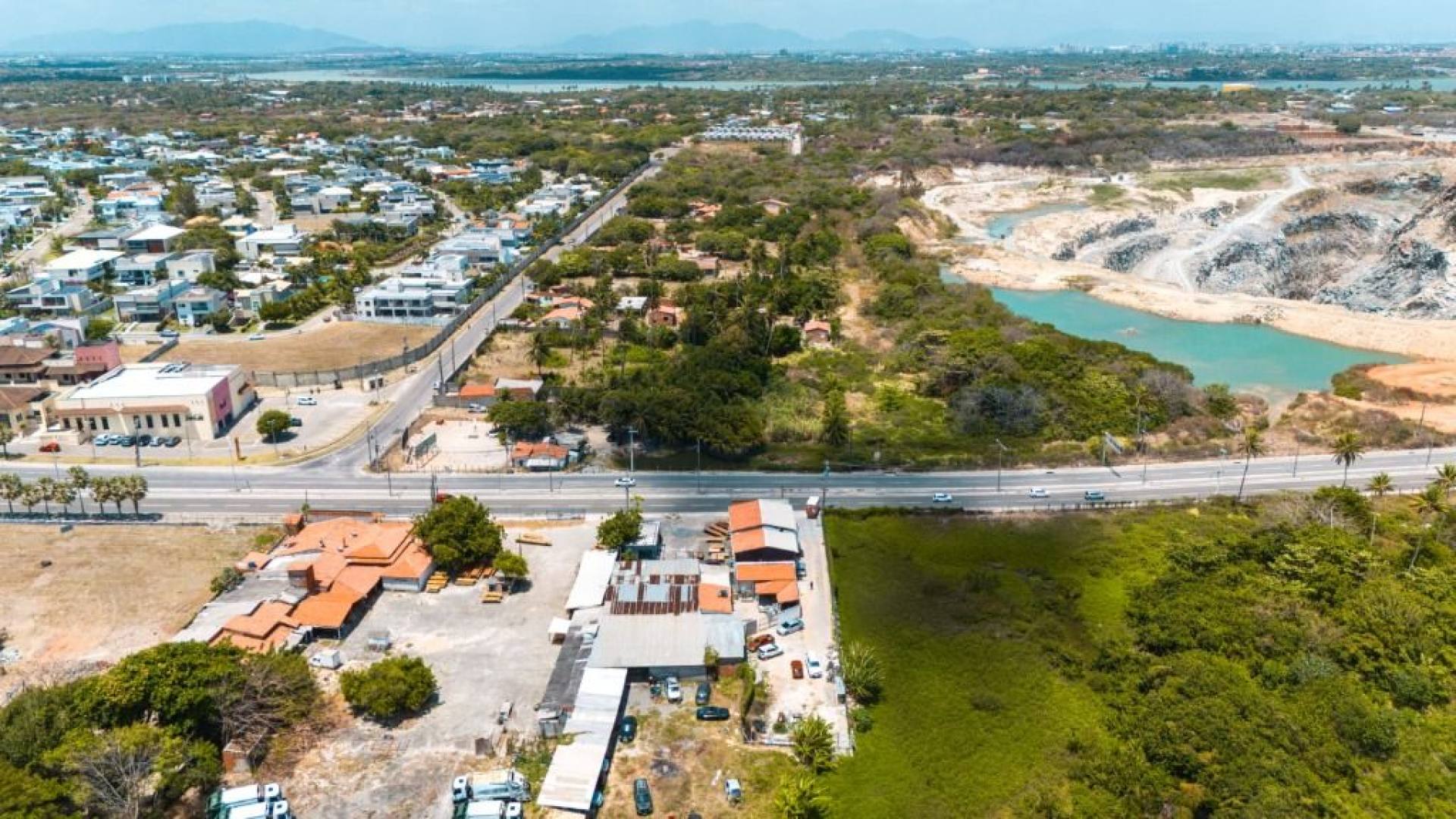Ponto para alugar, 60 m² por R$ 2.000/mês - Em frente ao Alphaville Fortaleza - Eusébio/CE