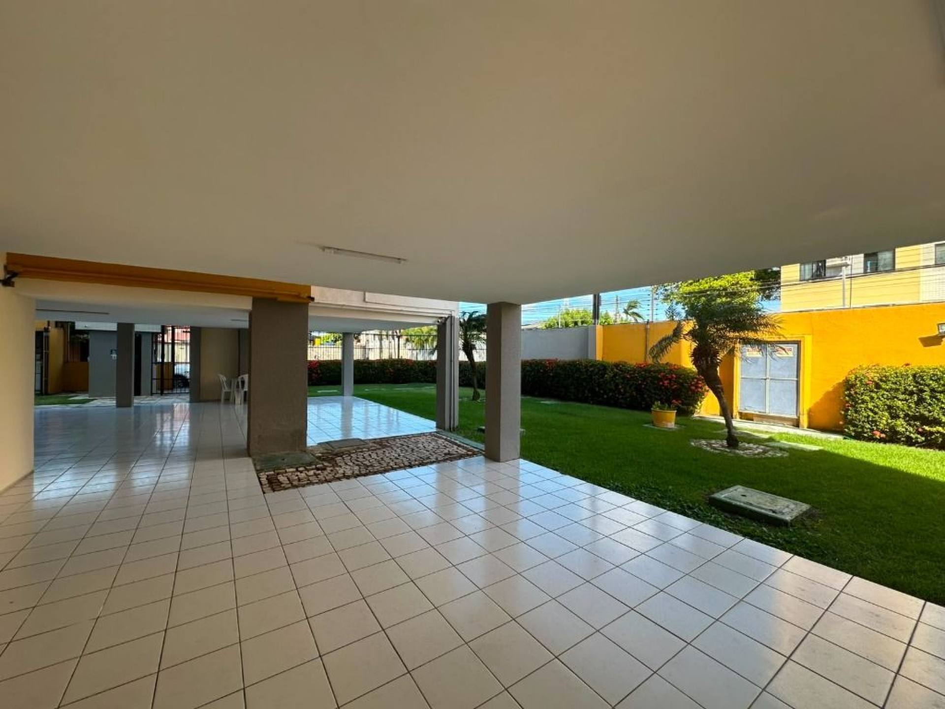 Apartamento com 3 dormitórios à venda, 60 m² por R$ 420.000,00 - Sapiranga - Fortaleza/CE