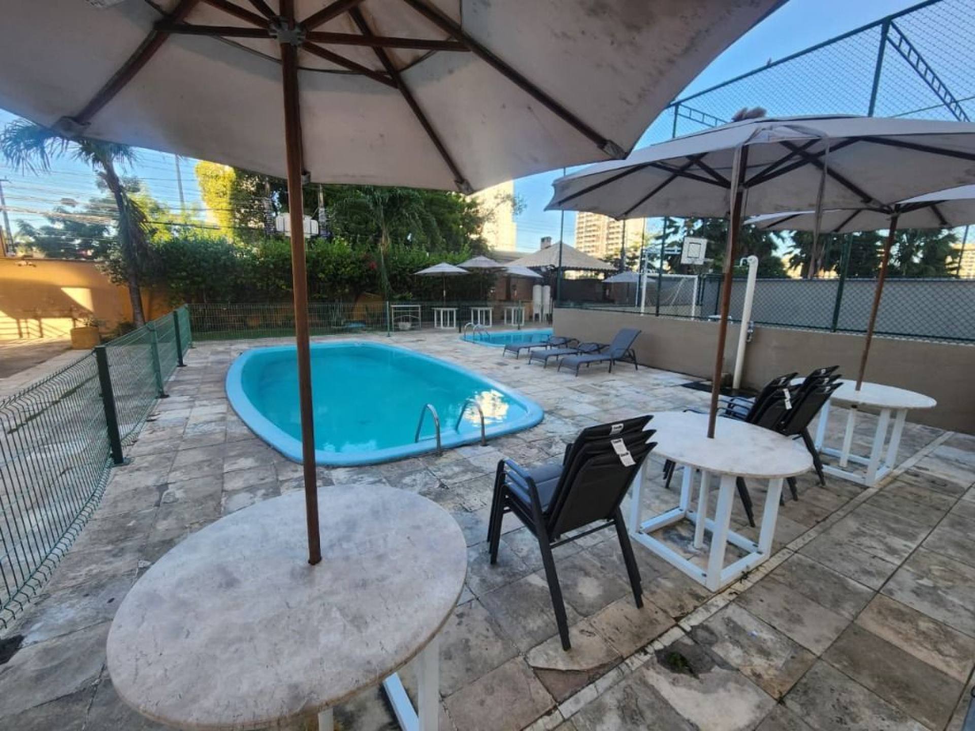 Apartamento com 3 quartos para alugar, 60 m² por R$ 2.790/mês - Presidente Kennedy - Fortaleza/CE