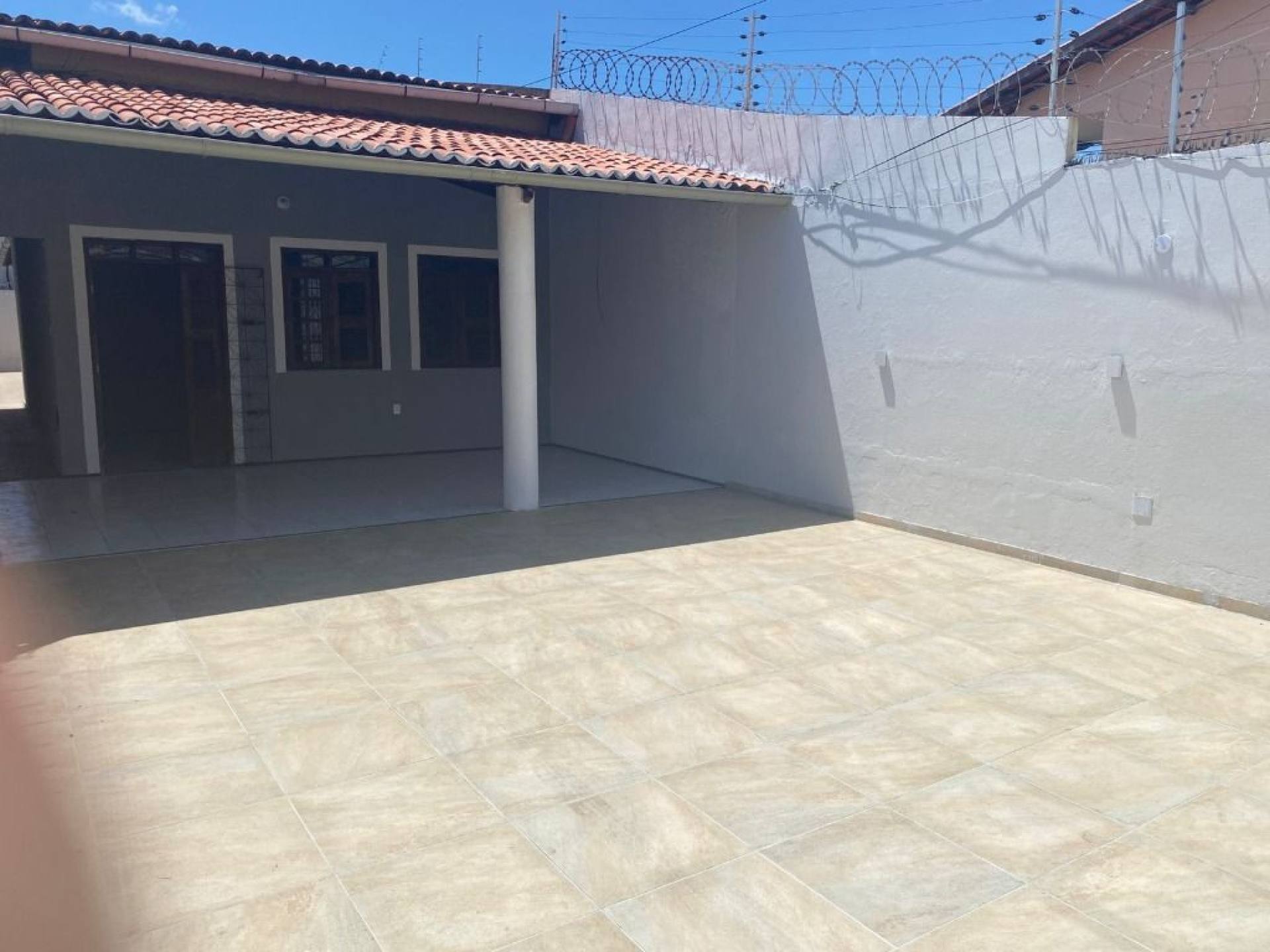 Casa com 4 dormitórios à venda, 243 m² por R$ 799.000,00 - Cambeba - Fortaleza/CE