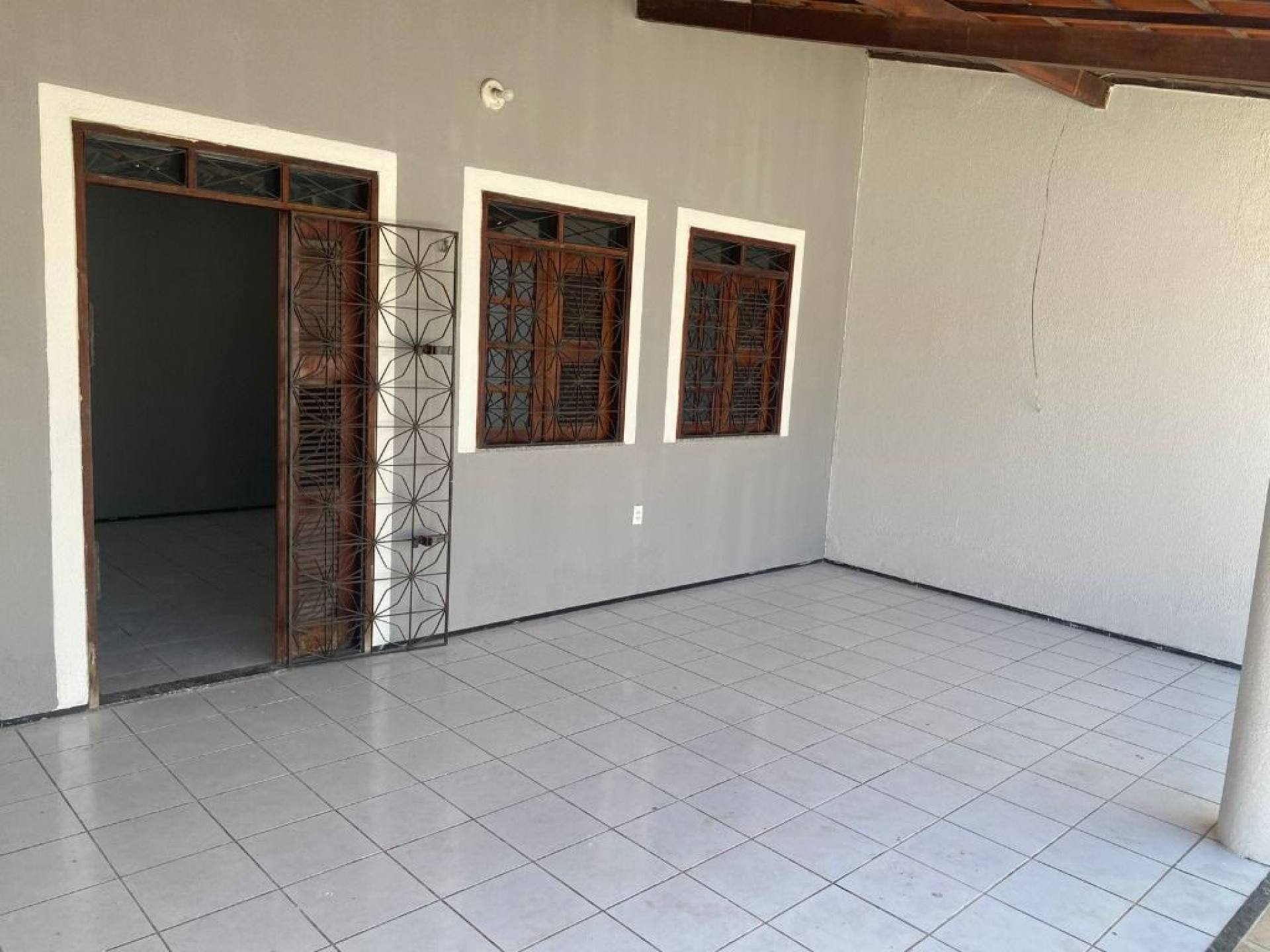 Casa com 4 dormitórios à venda, 243 m² por R$ 799.000,00 - Cambeba - Fortaleza/CE