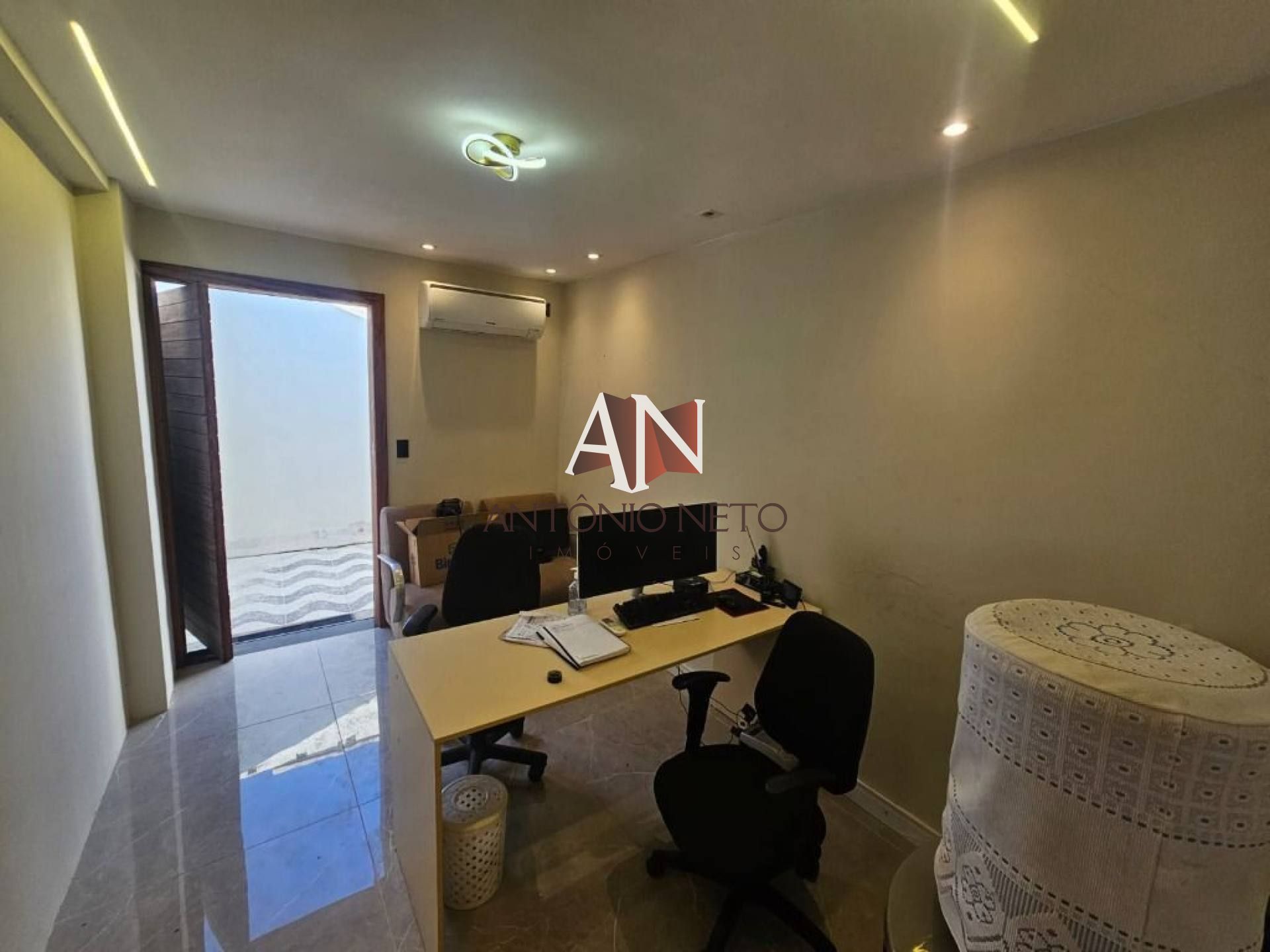 Casa com 7 quartos para alugar, 300 m² por R$ 6.649/mês - Cambeba - Fortaleza/CE