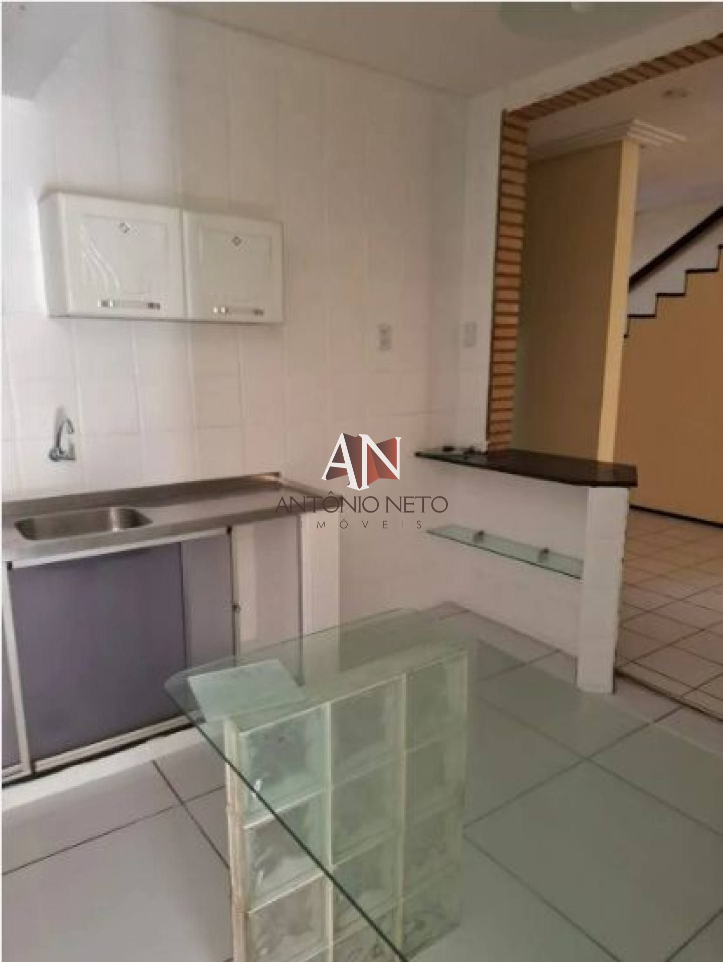 Casa Dúplex à venda no Parque Iracema - 4 quartos, 225m² - 2 vagas, deck e piscina - R$ 850.000,00