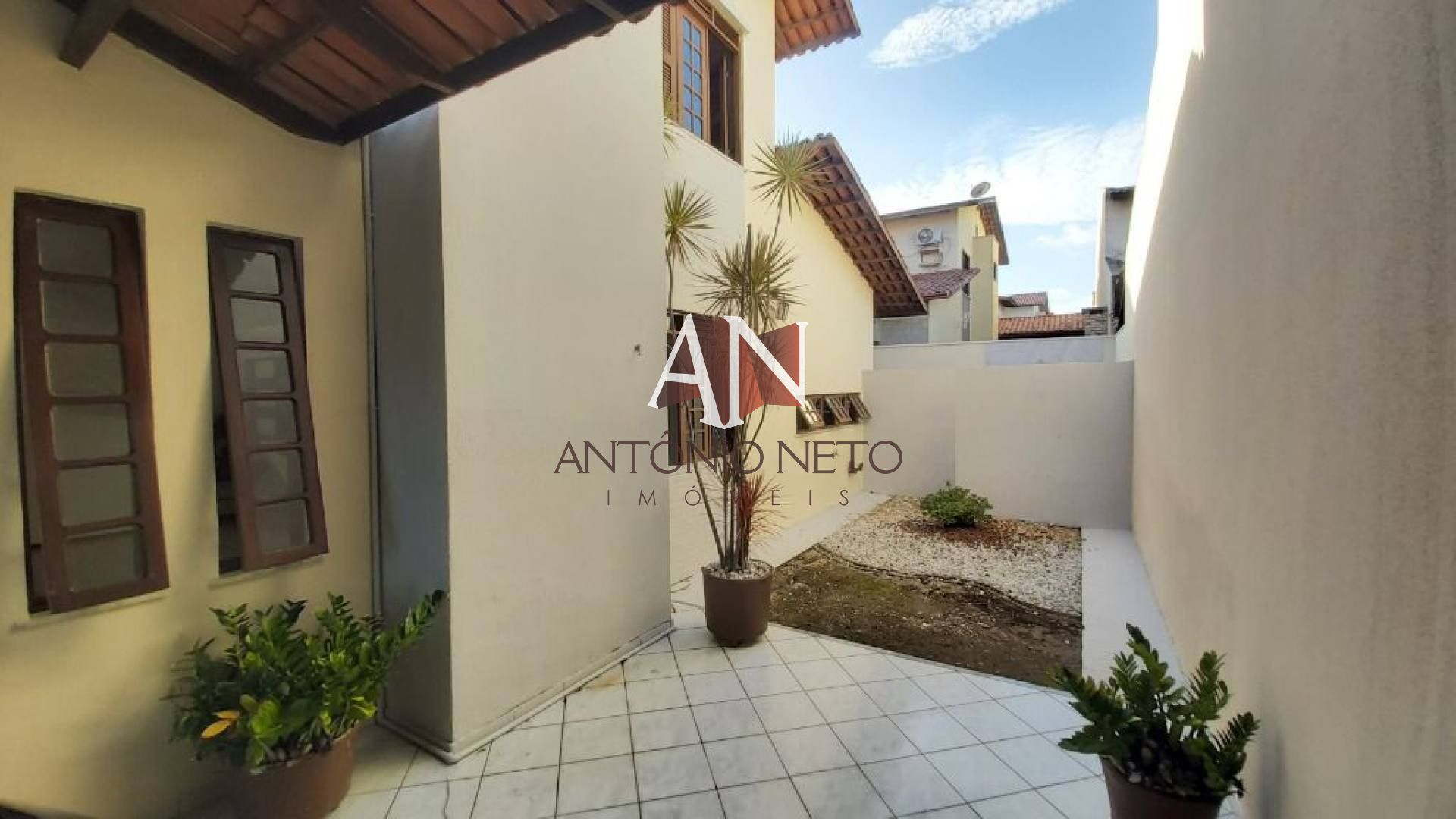 Maison Blanche - Casa Dupléx 4 suítes, 198m², 2 vagas, Com Lazer, Sapiranga - R$ 850.000,00
