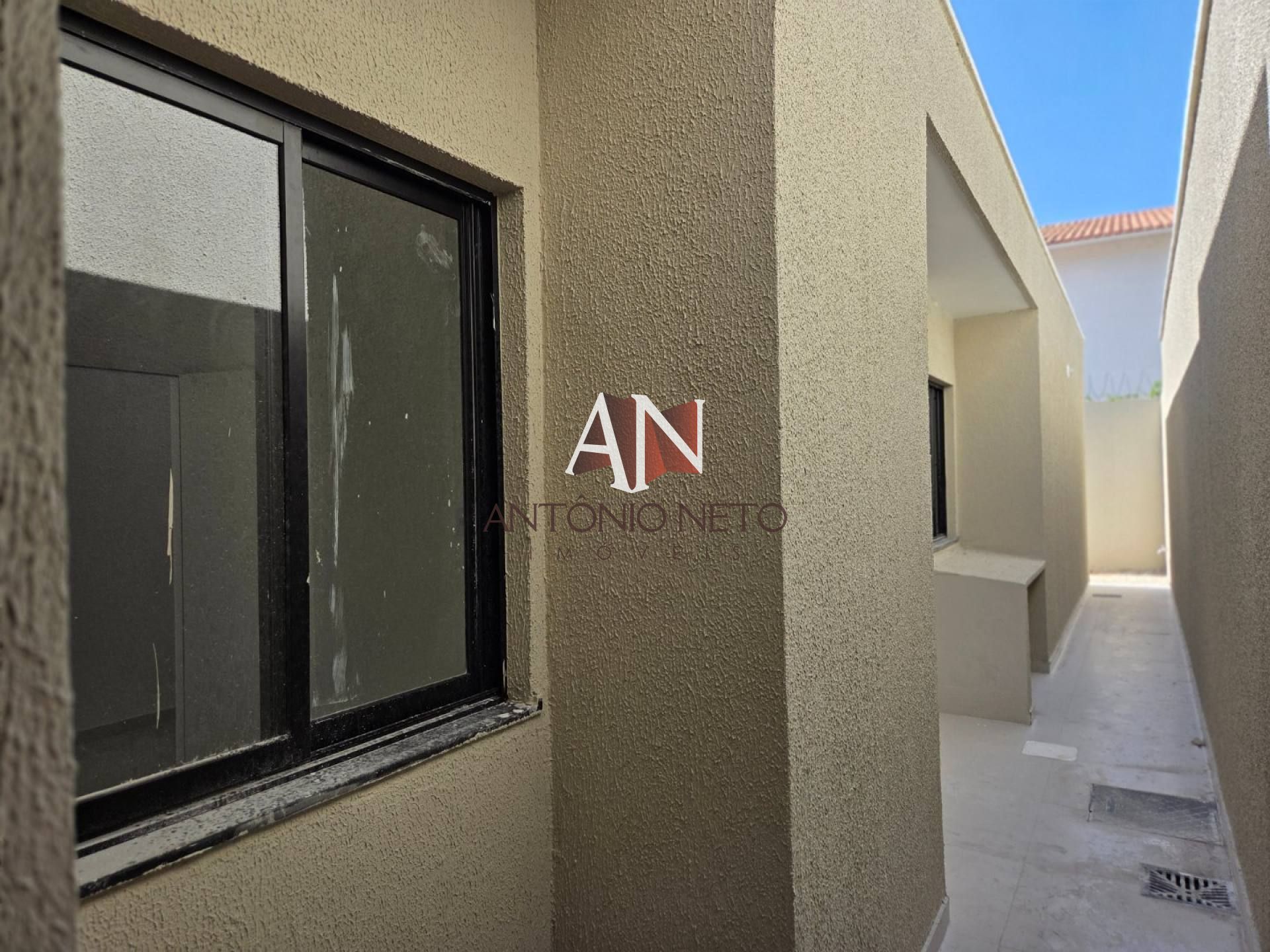 Casa Plana à venda com 03 suítes no bairro Edson Queiroz em Fortaleza