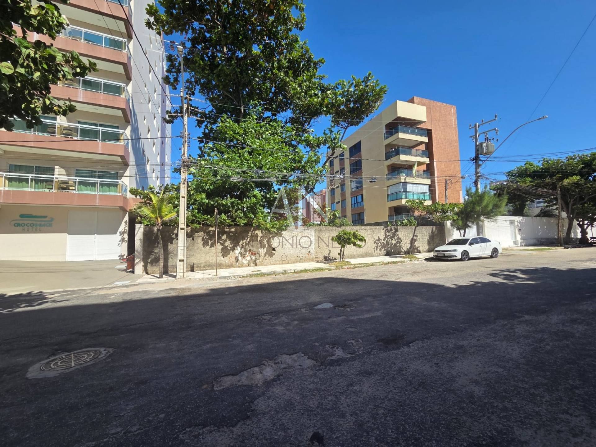 Edifício Sales - Apartamento com 3 Suítes à venda, 200 m² por R$ 750.000 - Praia do Futuro - Fortaleza/CE